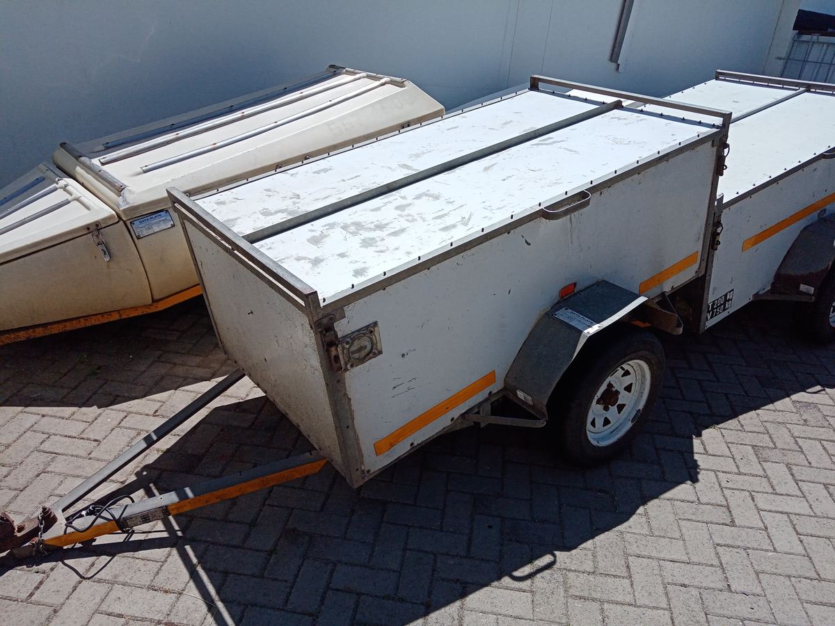 Luggage Trailer